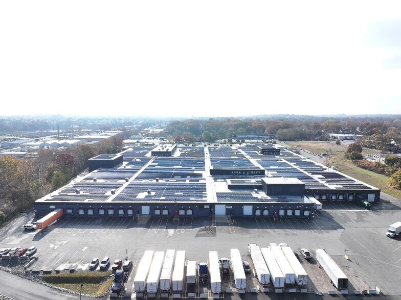 More Photos Of 100 Higginson Ave, Lincoln Distribution For Lease