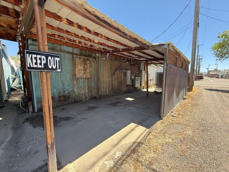 More Photos Of , Battle Mountain General Retail For Sale