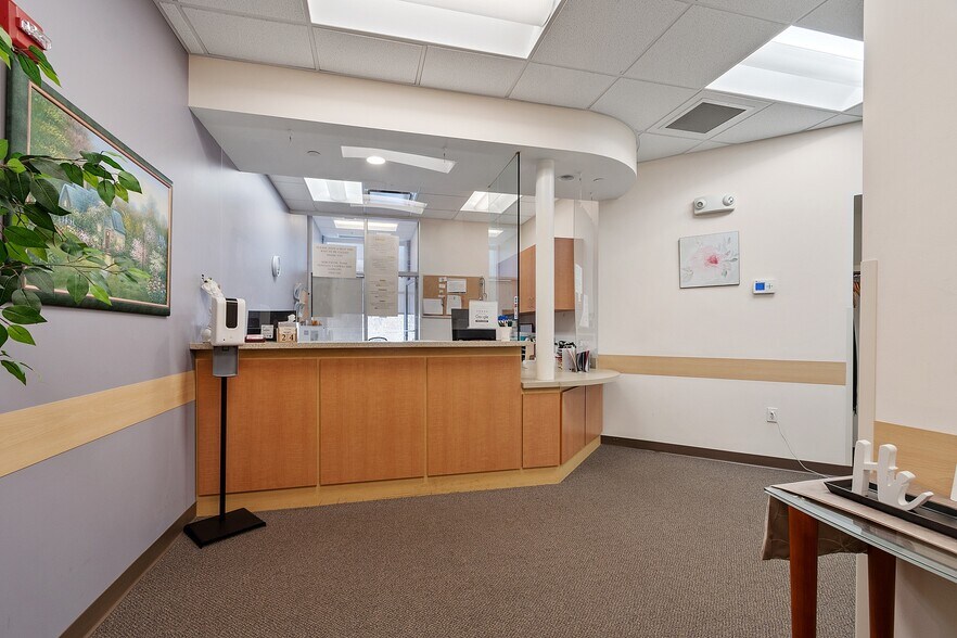 More Photos Of 25 Marston St, Lawrence Medical For Sale