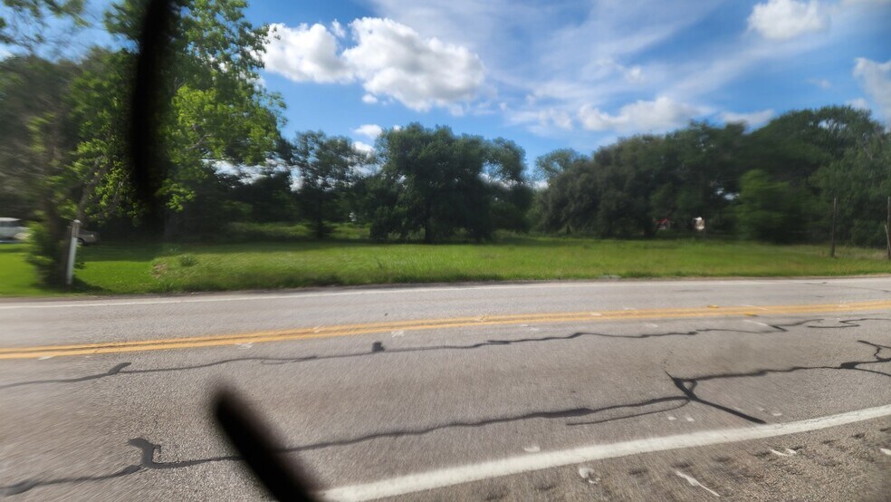 More Photos Of 15518 Highway 36, Needville Service Station For Sale