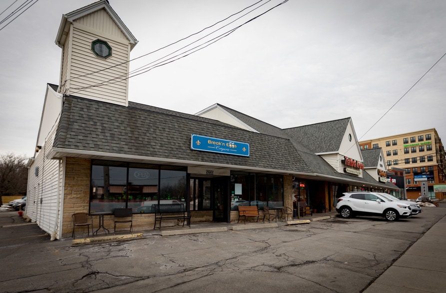 More Photos Of 5225-5235 Main St, Buffalo Freestanding For Sale