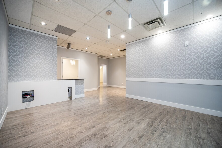 More Photos Of 33103 1st Ave, Mission Office For Lease