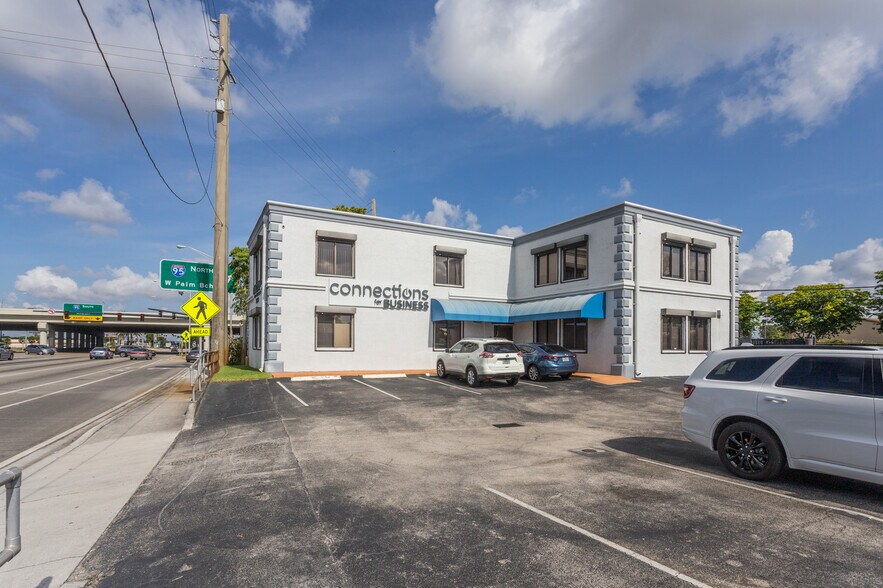 More Photos Of 2843 Pembroke Rd, Hollywood Office For Lease