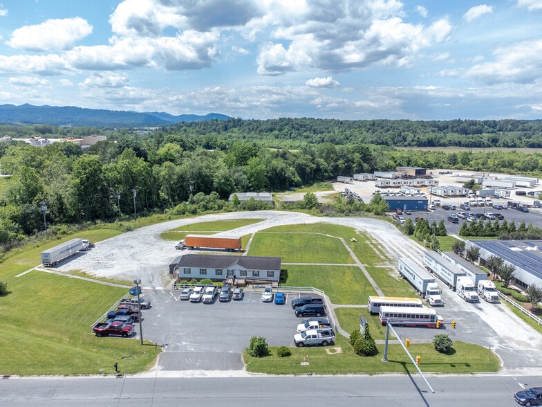 More Photos Of 5077 Hendersonville Rd, Fletcher Office For Lease