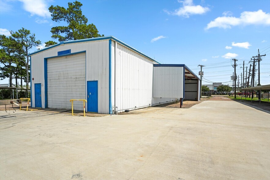 More Photos Of 12602 FM-529, Houston Warehouse For Lease
