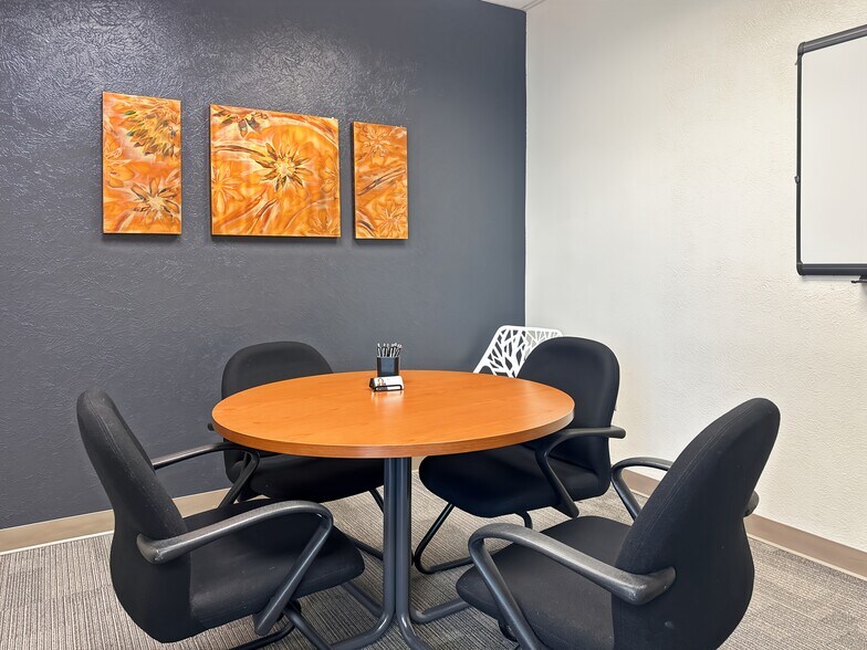 More Photos Of 4801 Lang Ave NE, Albuquerque Coworking Space