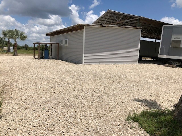 More Photos Of 20941 Granville Rd., North Fort Myers Land For Lease