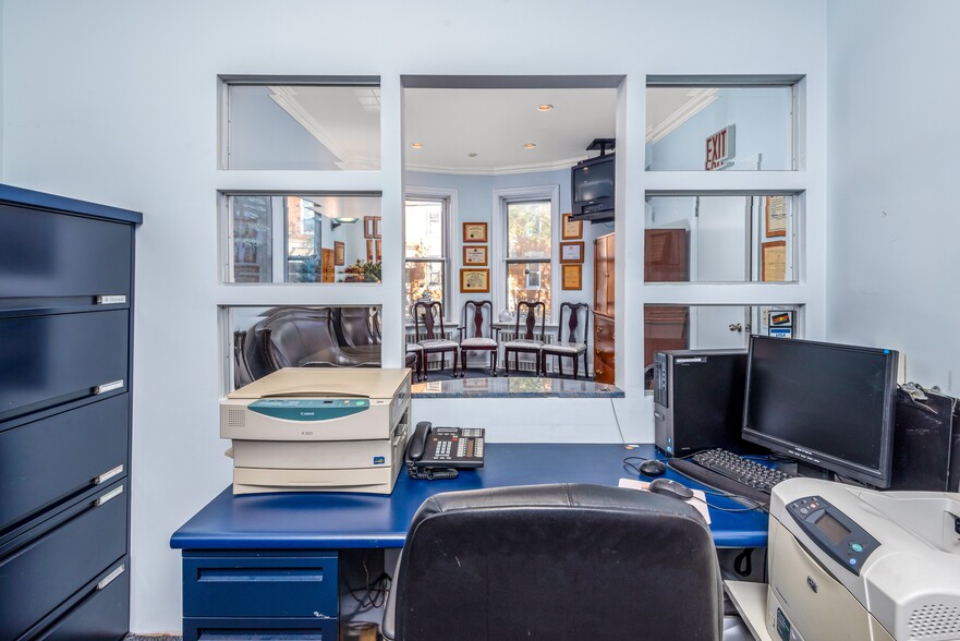 More Photos Of 5918 69th Ave, Ridgewood Office Residential For Lease