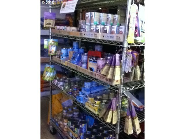 More Photos Of 327 River Rd, Cottage Grove General Retail For Sale