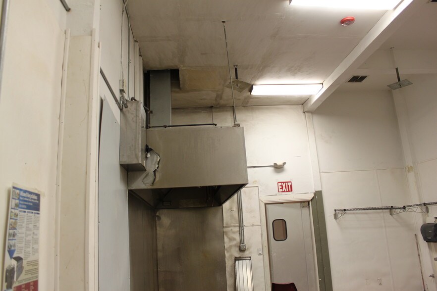 More Photos Of 943 B St, Hayward Restaurant For Sale