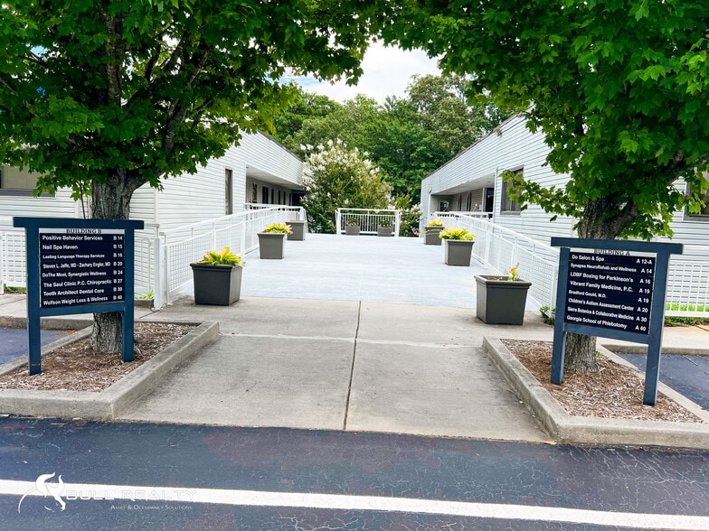 More Photos Of 6667 Vernon Woods Dr, Atlanta Medical For Lease