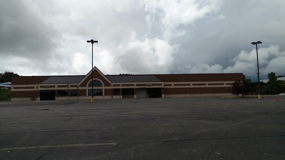 More Photos Of 3201 N Ridge Rd E, Ashtabula Freestanding For Sale