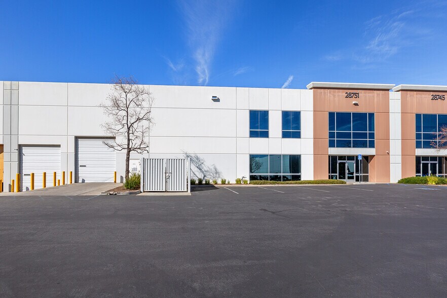 Primary Photo Of 28751 Industry Dr, Valencia Warehouse For Sale