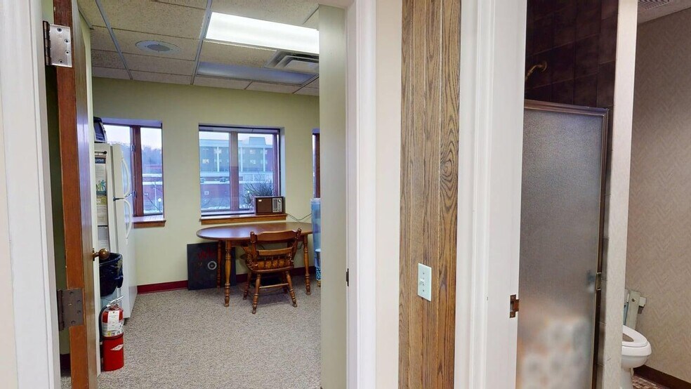 More Photos Of 115 Franklin St, Bangor Office For Sale