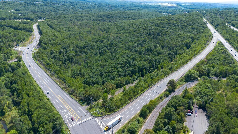 More Photos Of Rocky Glen Development - Montage Mountain rd, Moosic Land For Lease