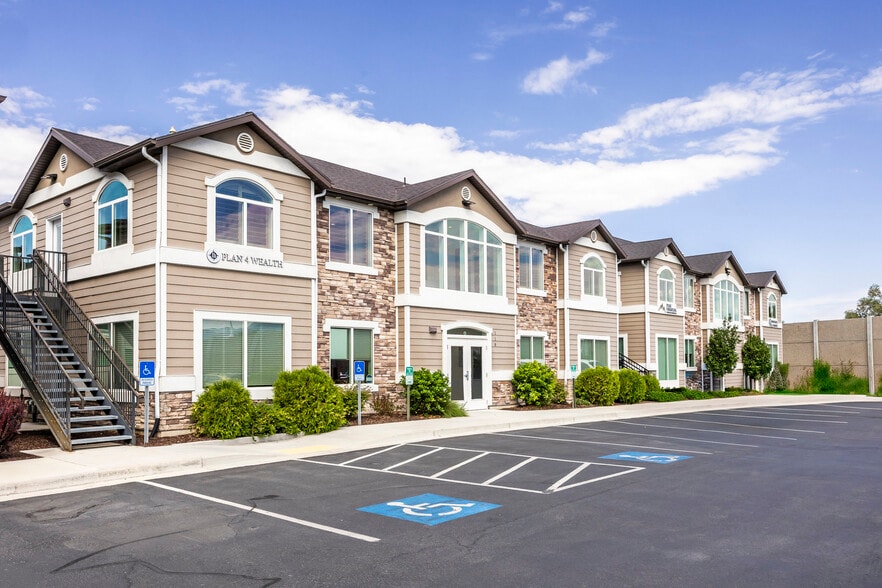 More Photos Of 118 W Winchester St, Murray Specialty For Sale