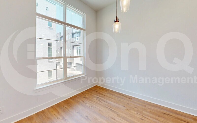 More Photos Of 13325 Bee St, Farmers Branch Apartments For Sale