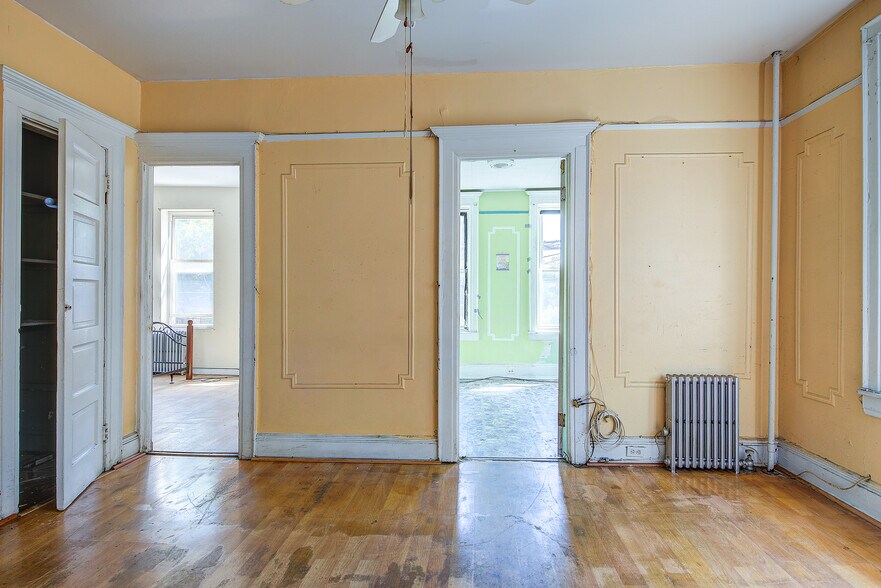 More Photos Of 1701 Gates Ave, Ridgewood Apartments For Sale