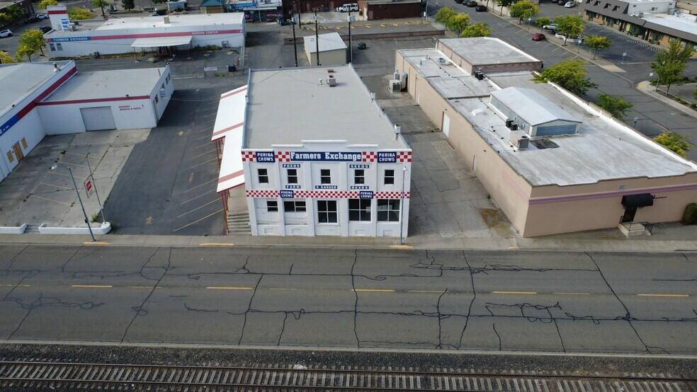 Primary Photo Of 215 W Canal Dr, Kennewick Freestanding For Sale