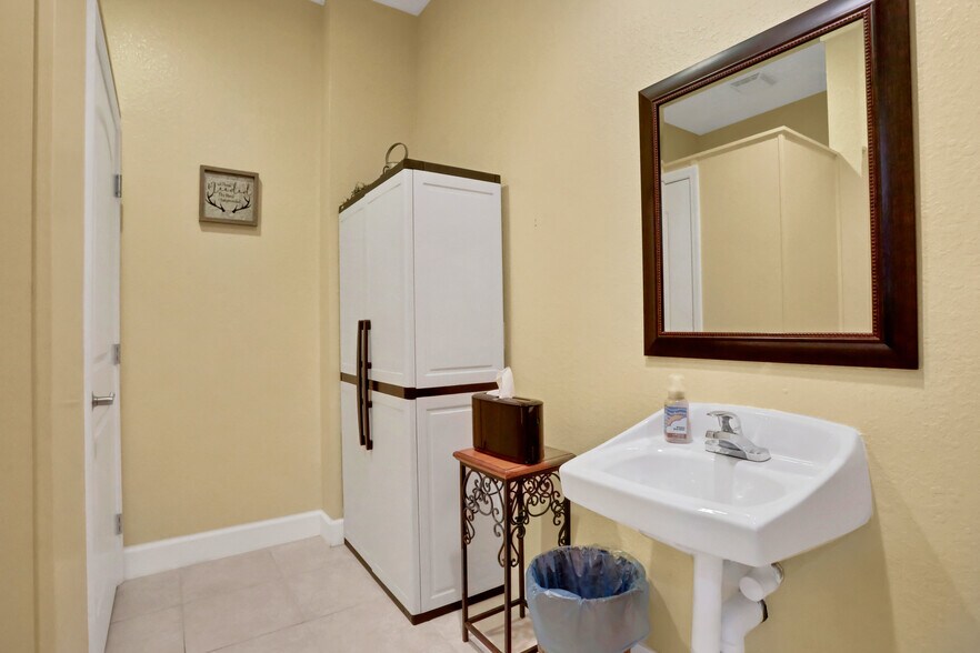More Photos Of 1495 Herbert St, Port Orange Religious Facility For Sale