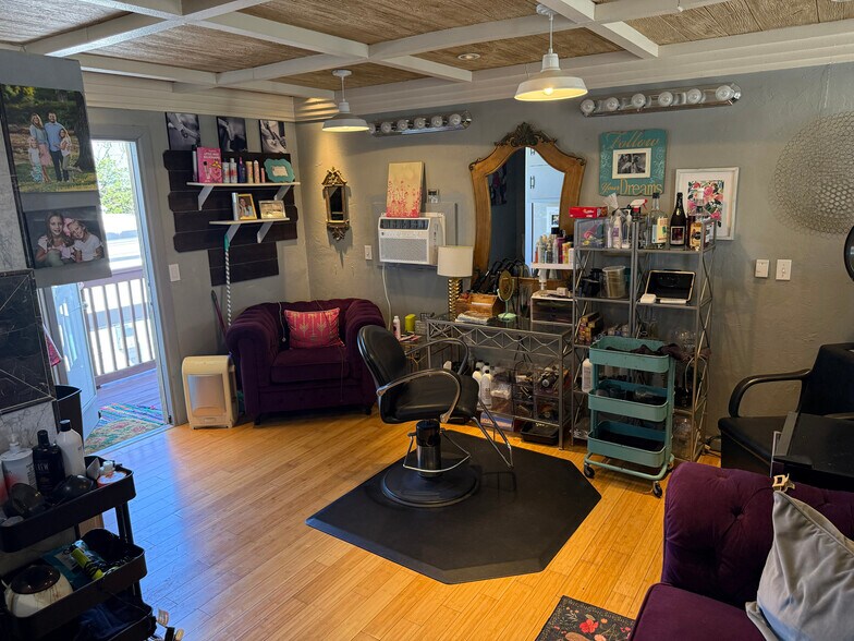 More Photos Of 1113 NW 50th St, Oklahoma City Office For Sale