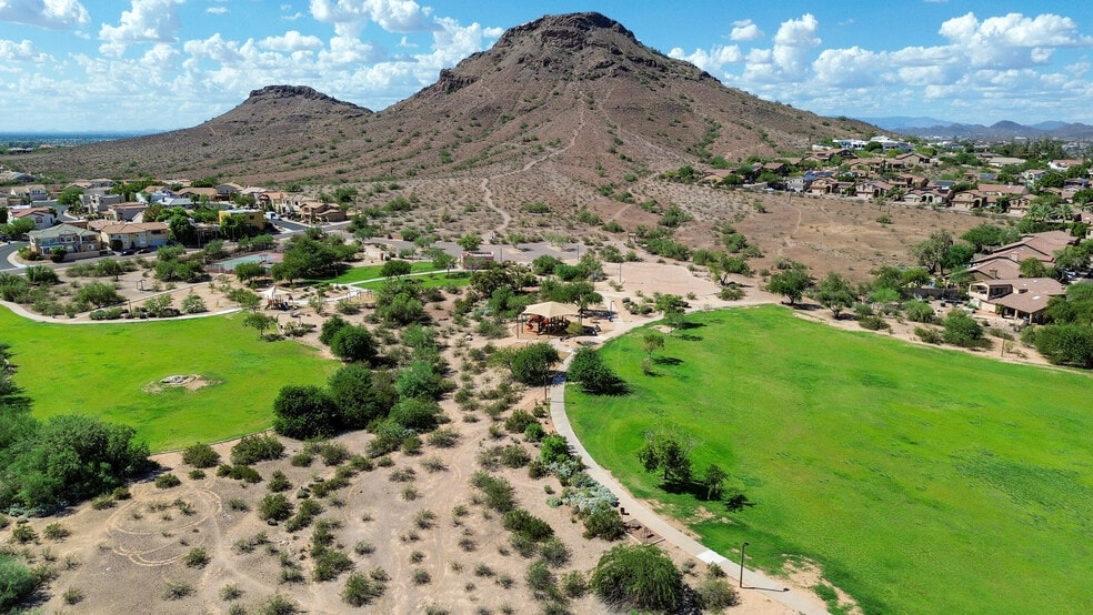 More Photos Of 1927 E Crocus Dr, Phoenix Specialty For Sale