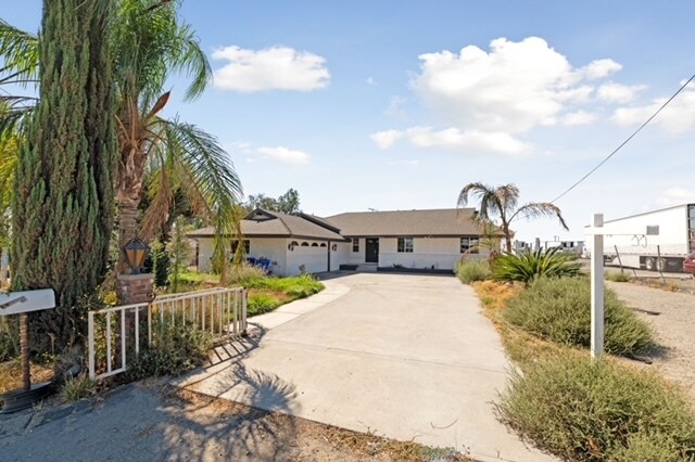 More Photos Of 10566 Calabash Ave, Fontana Light Distribution For Sale