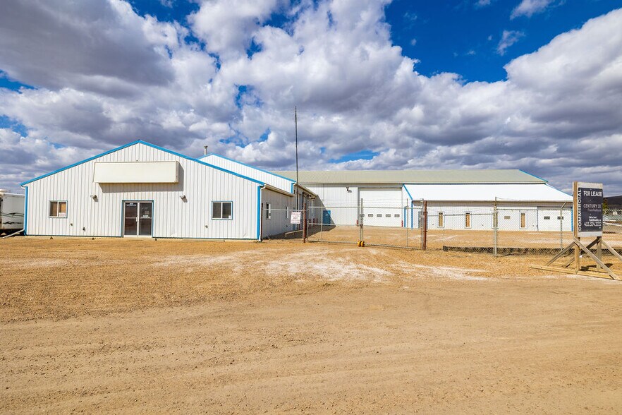 More Photos Of 800 S Railway Ave W, Drumheller Industrial For Lease