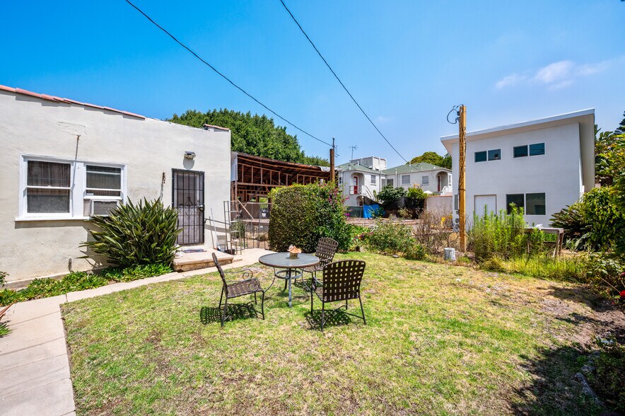 More Photos Of 1620 California Ave, Santa Monica Apartments For Sale