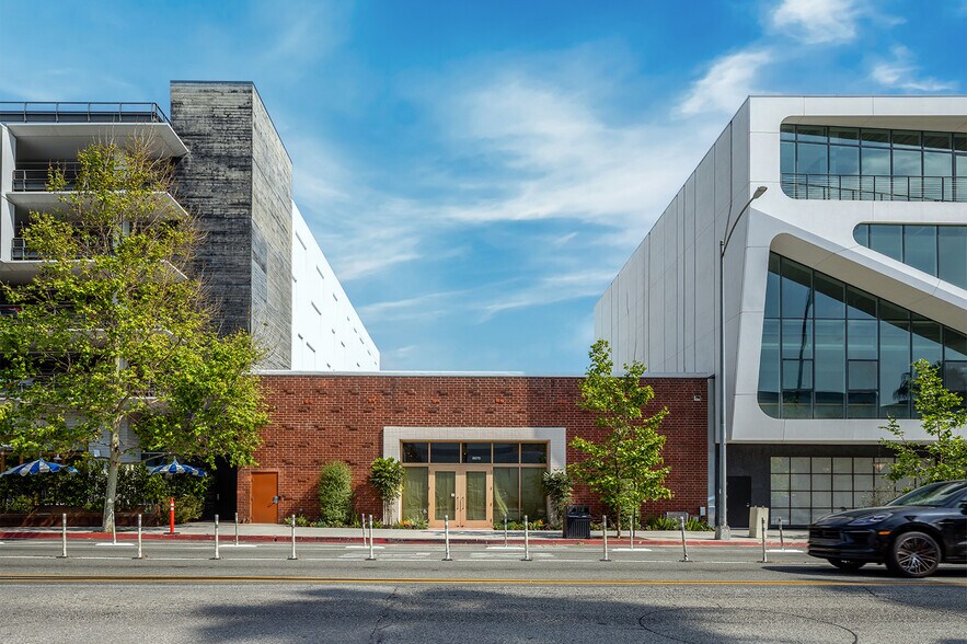 Primary Photo Of 8870 Washington Blvd, Culver City Loft Creative Space For Sale