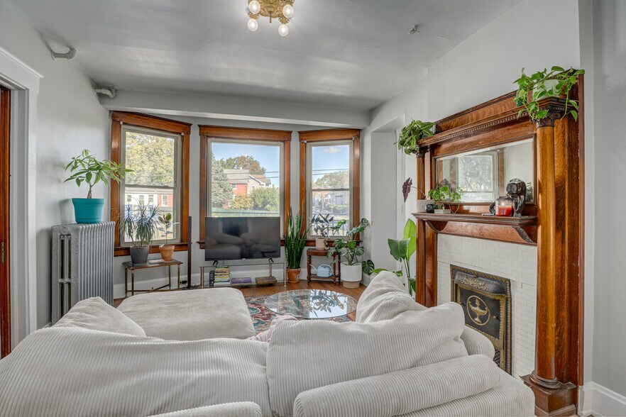 More Photos Of 1801 Chase Ave, Cincinnati Apartments For Sale