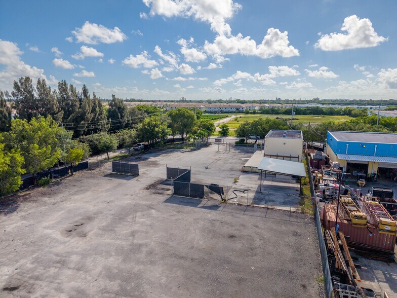 More Photos Of 23600 SW 132 Ave, Homestead Service For Lease
