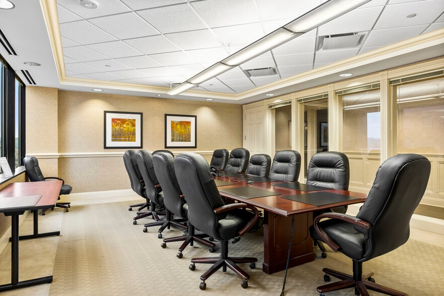 More Photos Of 80 State St, Albany Office For Lease