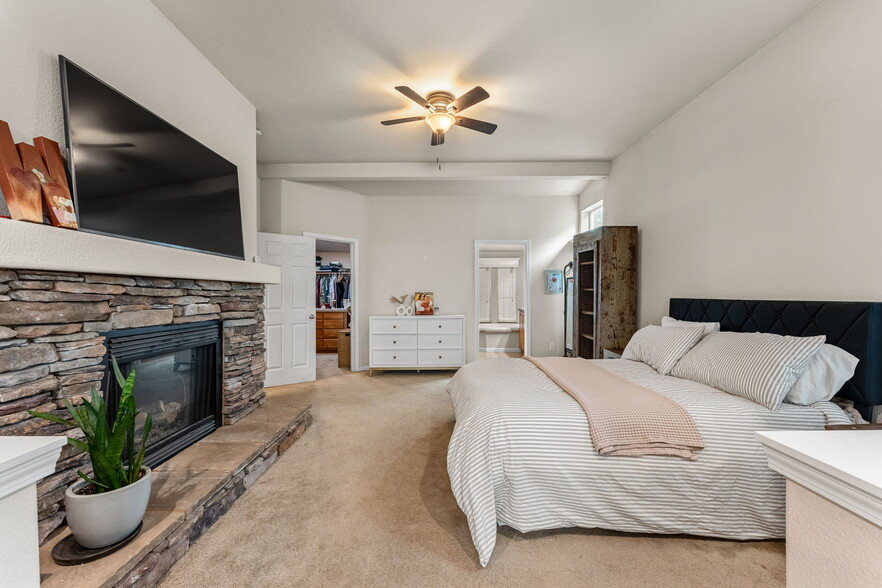 More Photos Of 3106 Golden Gate Dr, Napa Flex For Sale