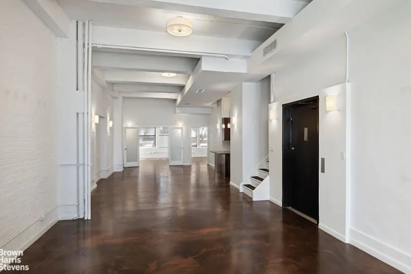 More Photos Of 8 Beach St, New York Apartments For Sale