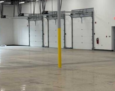 More Photos Of 2216 Magnolia St, Richmond Warehouse For Lease