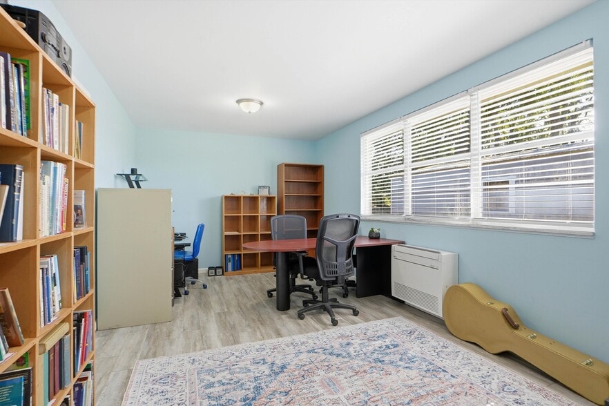 More Photos Of 8075 Lone Star Rd, Jacksonville Religious Facility For Sale