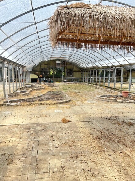 More Photos Of 1810 Columbus Rd, Granville Garden Center For Lease