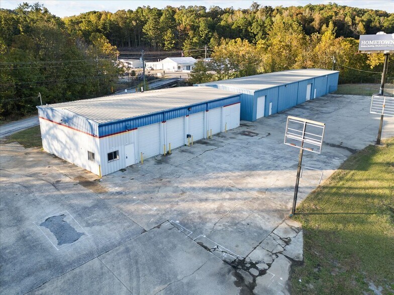 More Photos Of 13605-13609 State Highway 75, Remlap Service For Sale