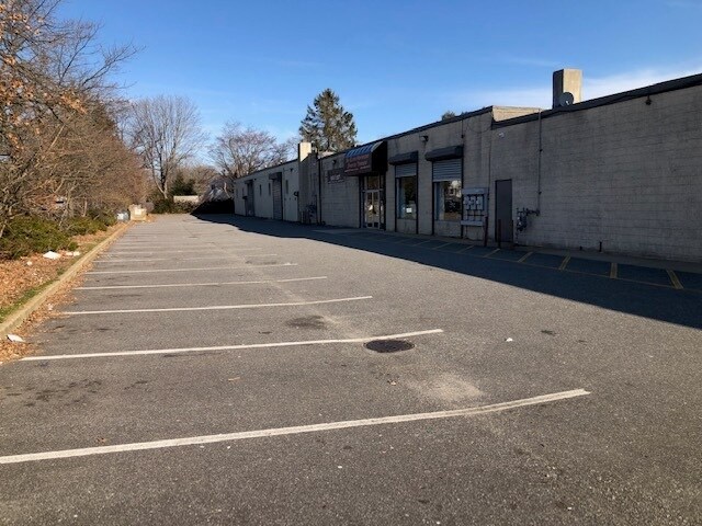 More Photos Of 6133 Jericho Tpke, Commack Storefront For Lease