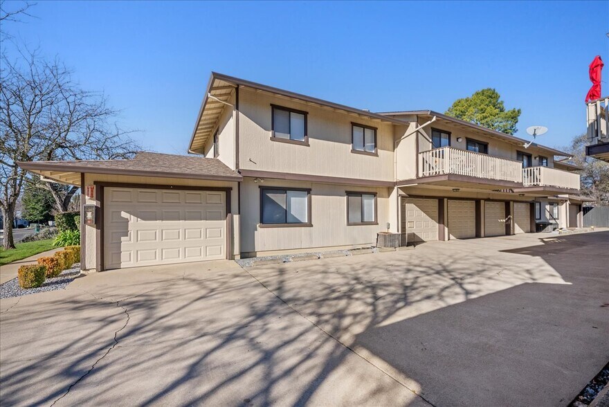 More Photos Of 3337 La Canada Dr, Cameron Park Apartments For Sale