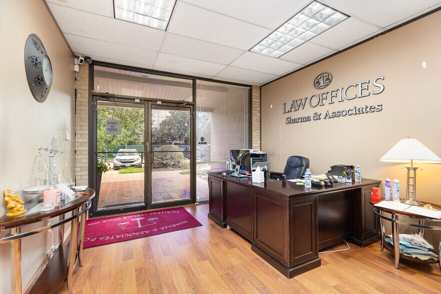 More Photos Of 14411 Cornerstone Village Dr, Houston Office For Sale