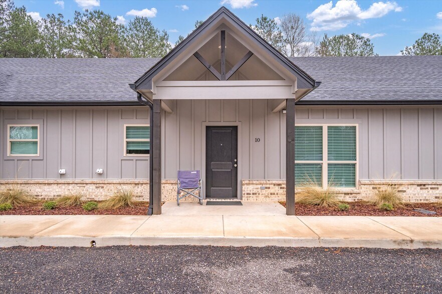 More Photos Of 4074 County Road 152 W, Bullard Apartments For Sale