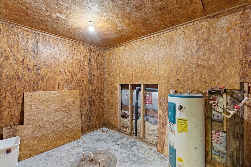 More Photos Of 790 10th st, Cassville Industrial For Sale