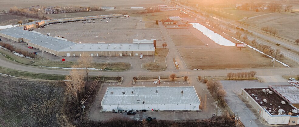 More Photos Of 2981 Harrahs Casino Pky, Robinsonville Storefront Retail Office For Sale