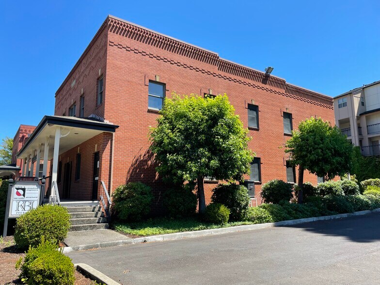 More Photos Of 18660 Sw Boones Ferry Rd, Tualatin Office For Lease