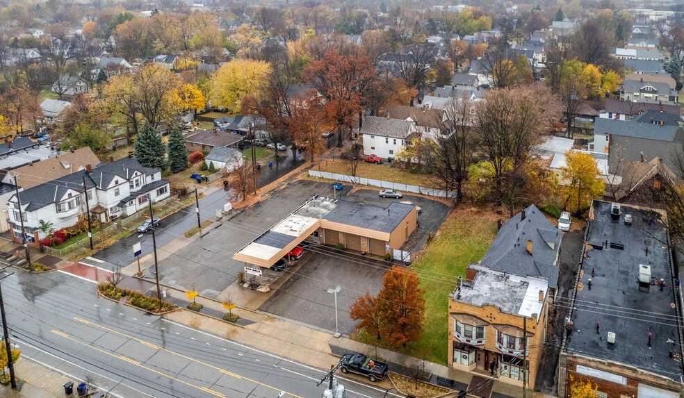 More Photos Of 5703 Fleet Ave, Cleveland Auto Repair For Sale
