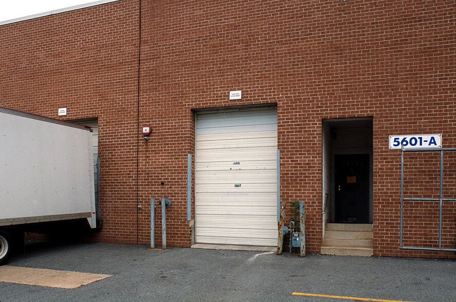 More Photos Of 5601 Lafayette Pl, Hyattsville Warehouse For Lease