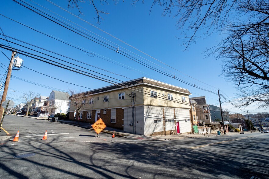 More Photos Of 282 Belleville Ave, Belleville Apartments For Sale
