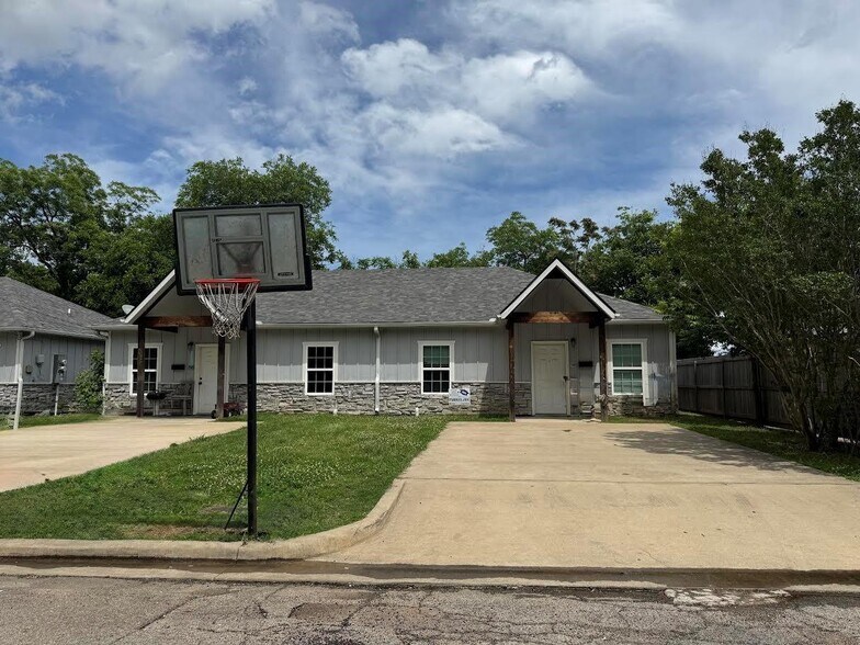 More Photos Of 4515 SE Loop 286, Paris Apartments For Sale